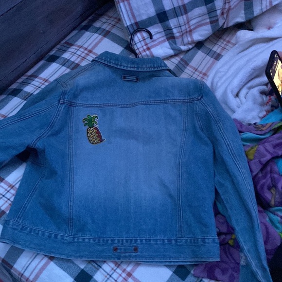 Jean jacket - Picture 2 of 2